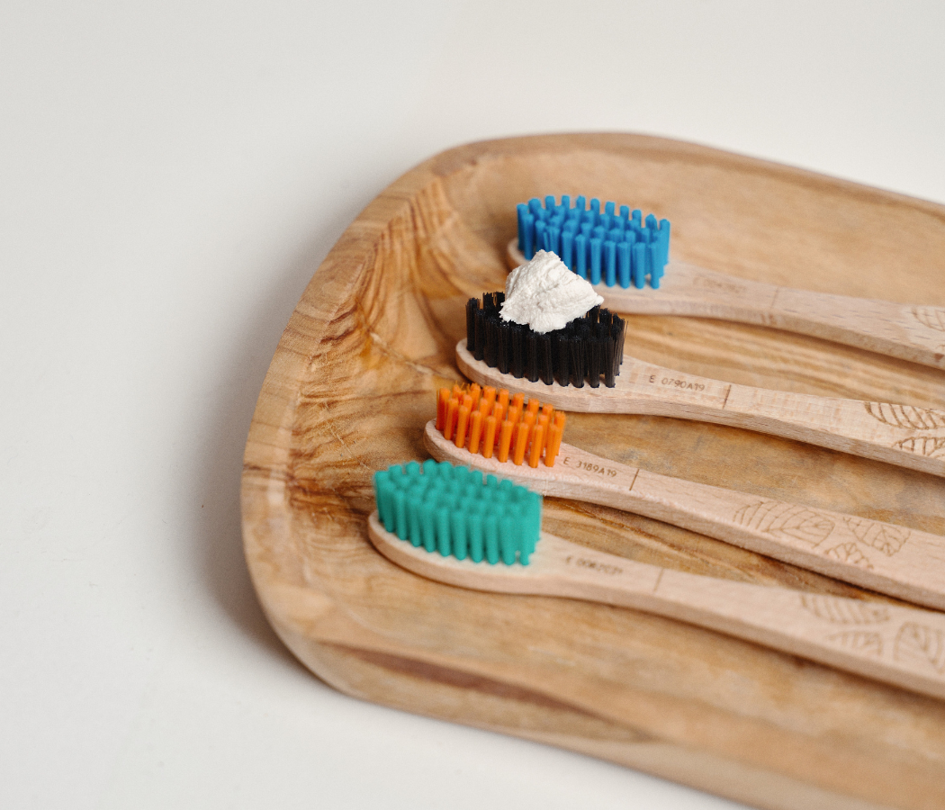 Beechwood vs Bamboo Toothbrushes: a sustainable choice